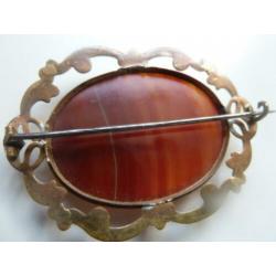 Antieke vuurvergulde broche + grote agaat cabochon /Luxeriös