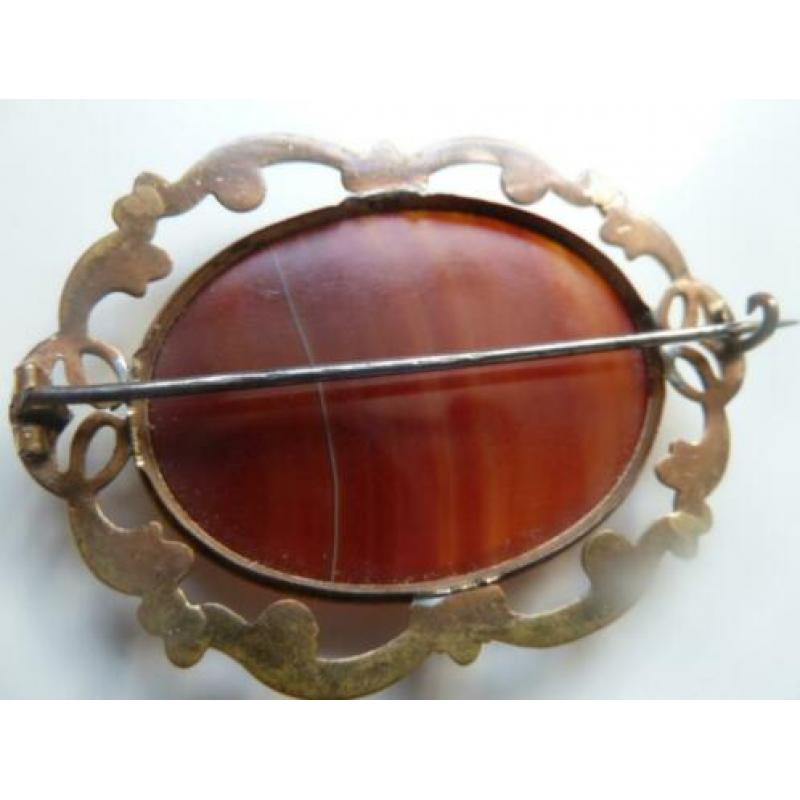 Antieke vuurvergulde broche + grote agaat cabochon /Luxeriös