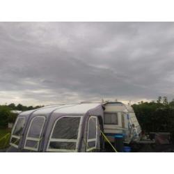 Air opblaas voortent deeltent