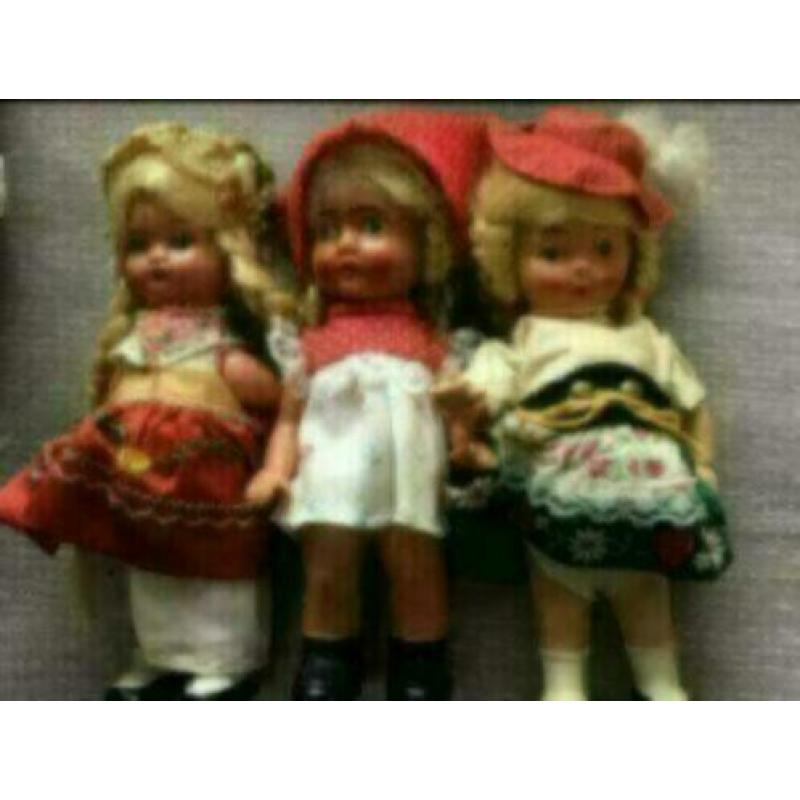 Poppenhuispopje oud celluloid popje v antiek poppenhuis pop