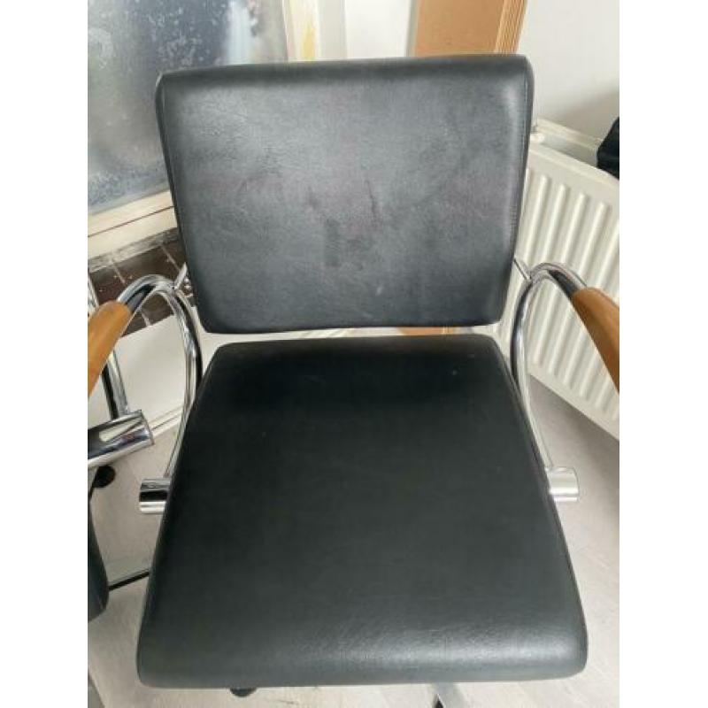 Kappers stoelen