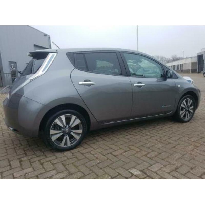 Nissan Leaf Leaf Bj 2015 Tekna ! Dealer onderh! Btw auto