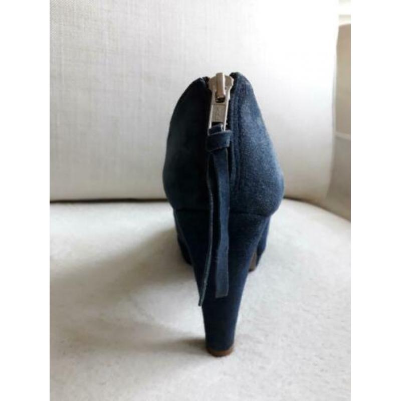 Mooie suede schoenen van SEASIDE (peeptoe) maat 39