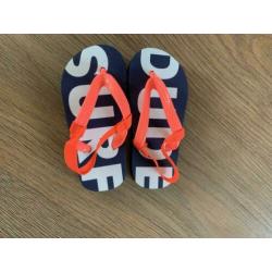 Slippers, Schoentjes, Crocs, en Laarsjes, in goede staat!