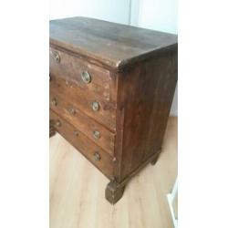 Antieke ladenkast / commode