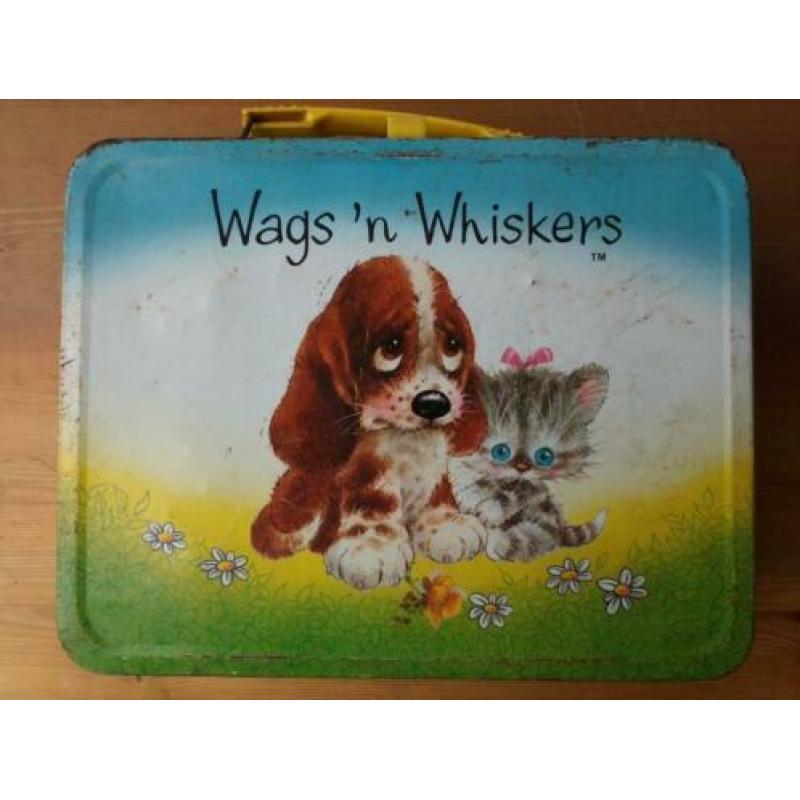 Mooi oud vintage koffertje uit Amerika van blik 17-22 cm.