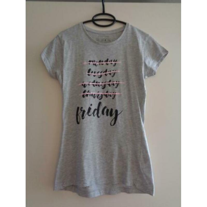 Super leuk pakket met 10 t-shirts / topjes voor meisje in ma