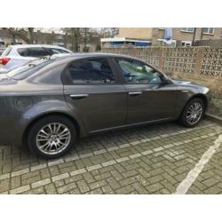 Alfa Romeo 159 Velgen 16 inch 4 seizoenen banden