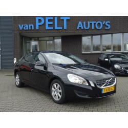 Volvo S60 1.6 D2 Kinetic / Navi / ECC / PDC / LMV