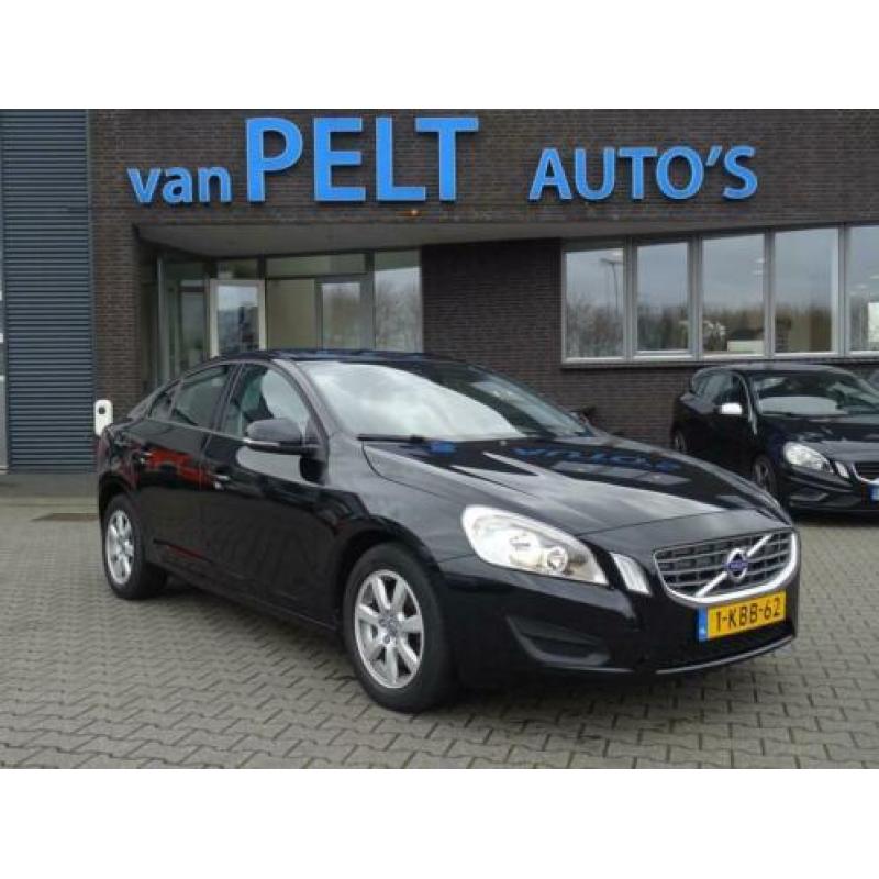 Volvo S60 1.6 D2 Kinetic / Navi / ECC / PDC / LMV