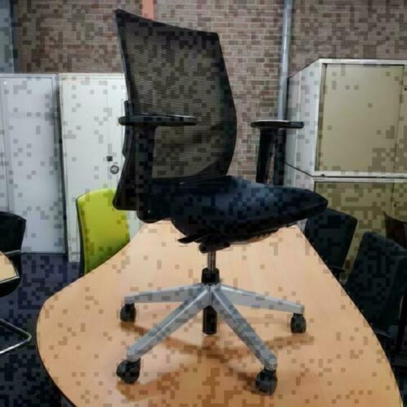 Comforto 3965 Bureaustoel zwart/gaasrug, KSB Den Bosch BS201