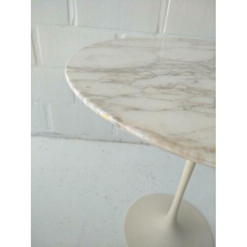 60s Knoll Eero Saarinen tulip bijzet tafel marmer calacatta