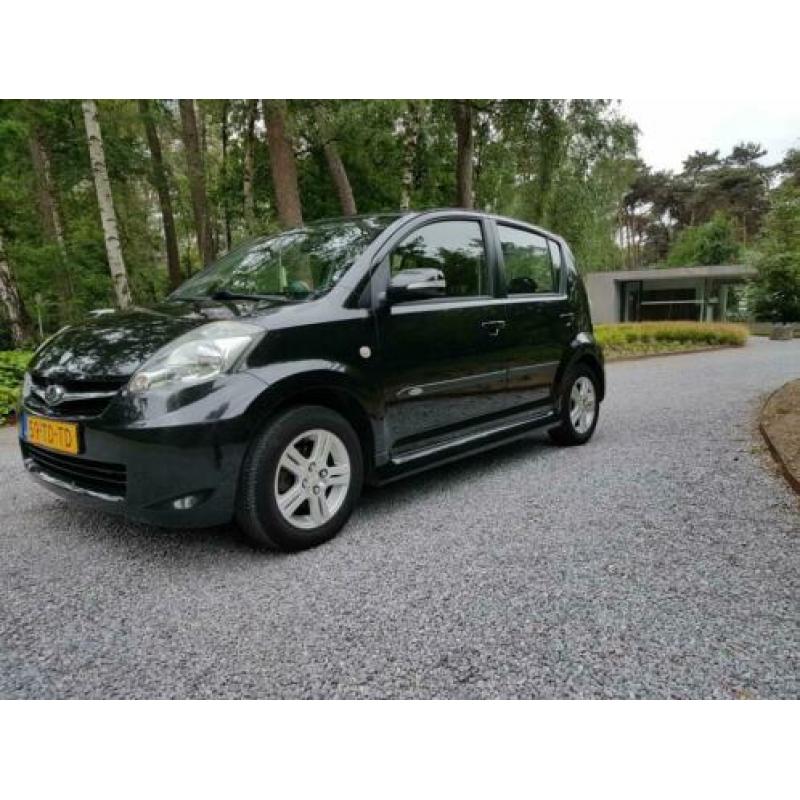 Daihatsu Sirion 1.3 2006 Zwart
