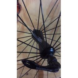 Edco tube velg retro racefiets voor wiel