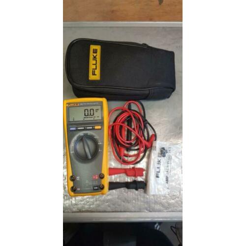 Fluke 175 treu rms multimeter