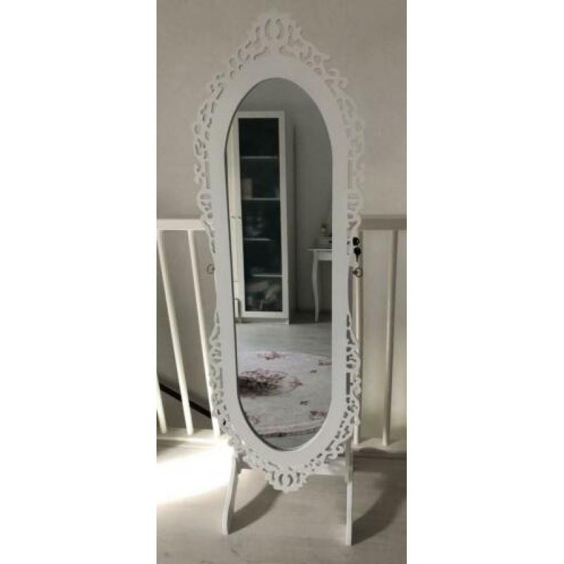 Staand spiegel met sieraden houder