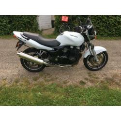 Kawasaki zr7 2001