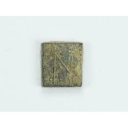 2 laat romeinse of byzantijnse muntgewichten