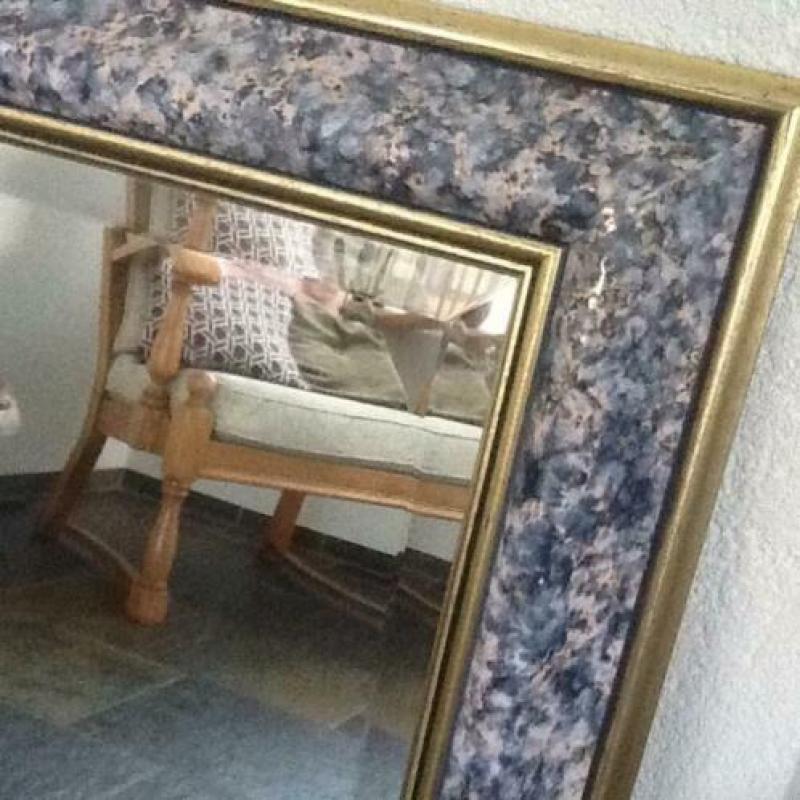 Te koop een mooi,e spiegel 76x116 cm buiten maat