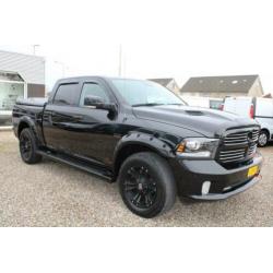 Dodge Ram 1500 5.7 V8 Crew Cab 400PK van Leersum Edition Ful