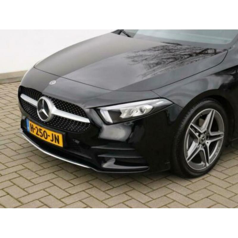 Mercedes-Benz A-Klasse 200 AMG LINE 163PK / AUTOMAAT / PANOR