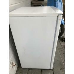 Zanussi koelkast 50-50 en 85 cm hoog
