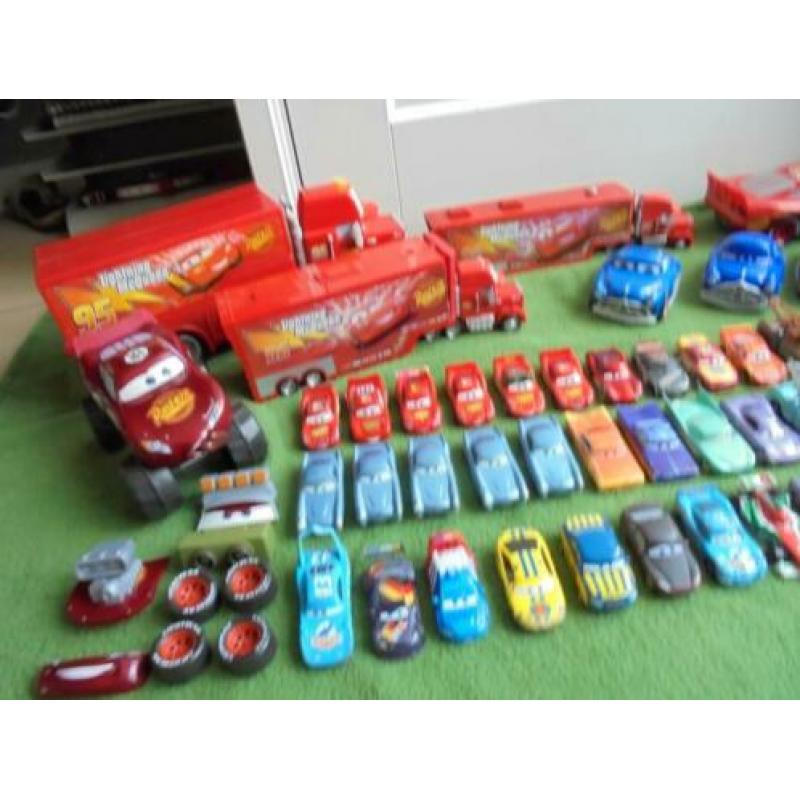 59 verschillende Cars auto`s,metaal,vrachtwagens,schudauto`s