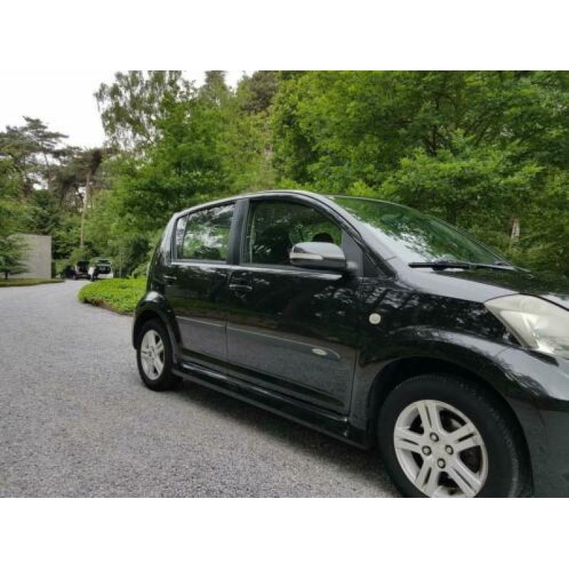 Daihatsu Sirion 1.3 2006 Zwart