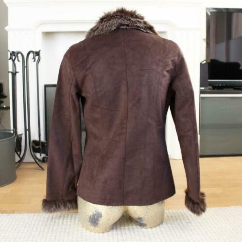 Prachtige Nieuwe Bruine Choklate Jas (M) winterjas