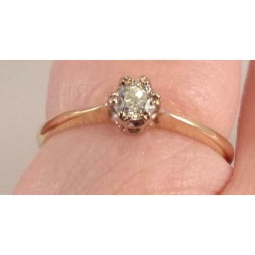 Kostbare solitiar ring met Diamant/Briljant 18 karaat goud