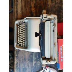 Triumph typemachine