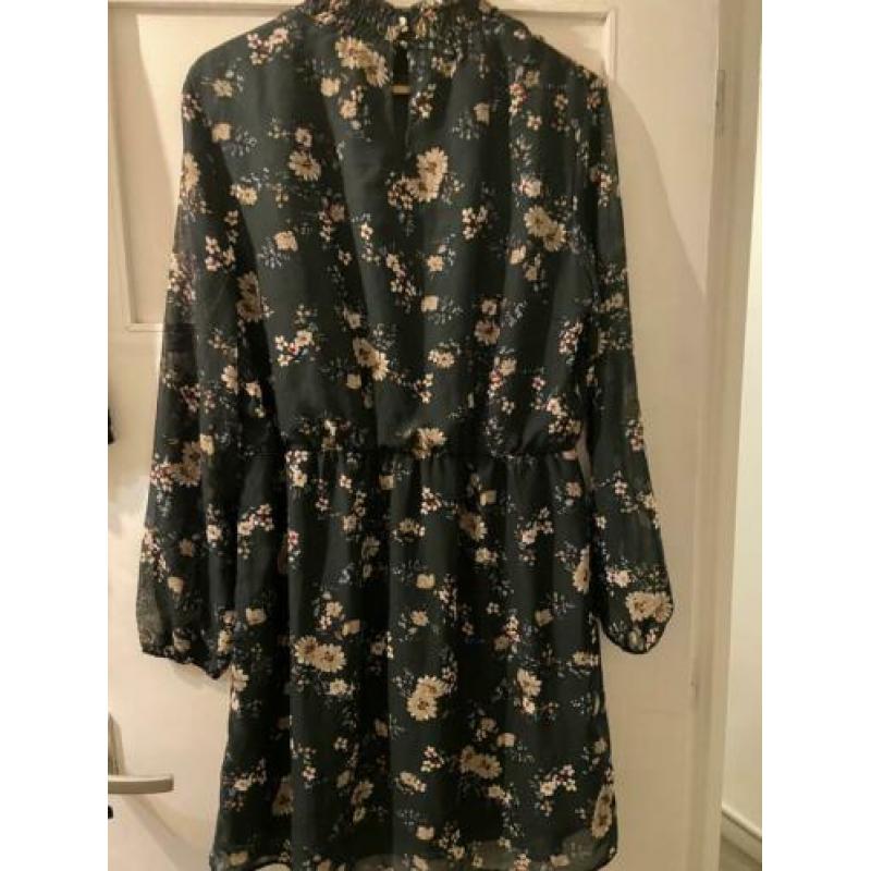 Groene jurk | Sisters point | zo goed als nieuw | maat XL?