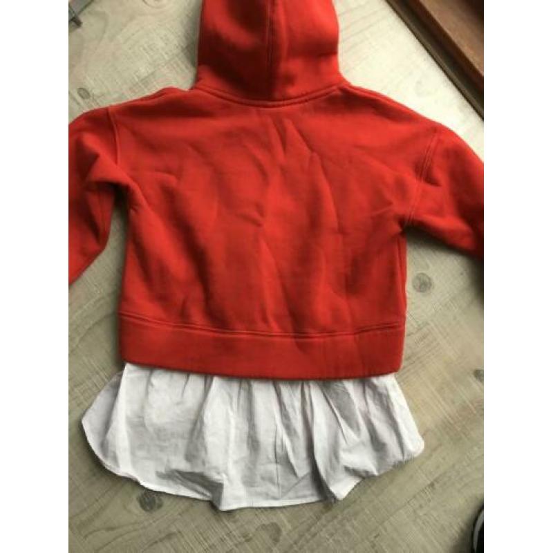 NIEUW: hoodie met blouserand van ZARA mt 140