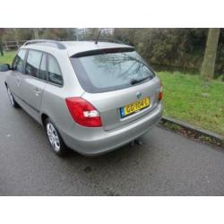 Skoda Fabia Combi 1.2 TSI Elegance/AUTOMAAT NAVIGATIE/CLIMA/