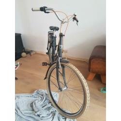 Batavus Diva 26 inch zwarte meisjesfiets