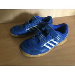 Blauwe Adidas sportschoenen maat 33 met klittenband