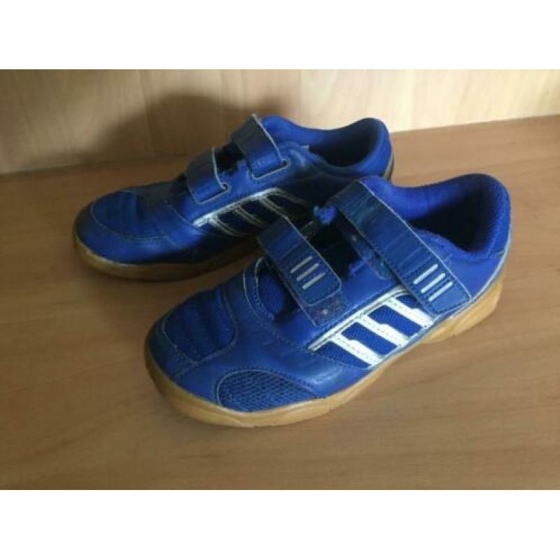 Blauwe Adidas sportschoenen maat 33 met klittenband