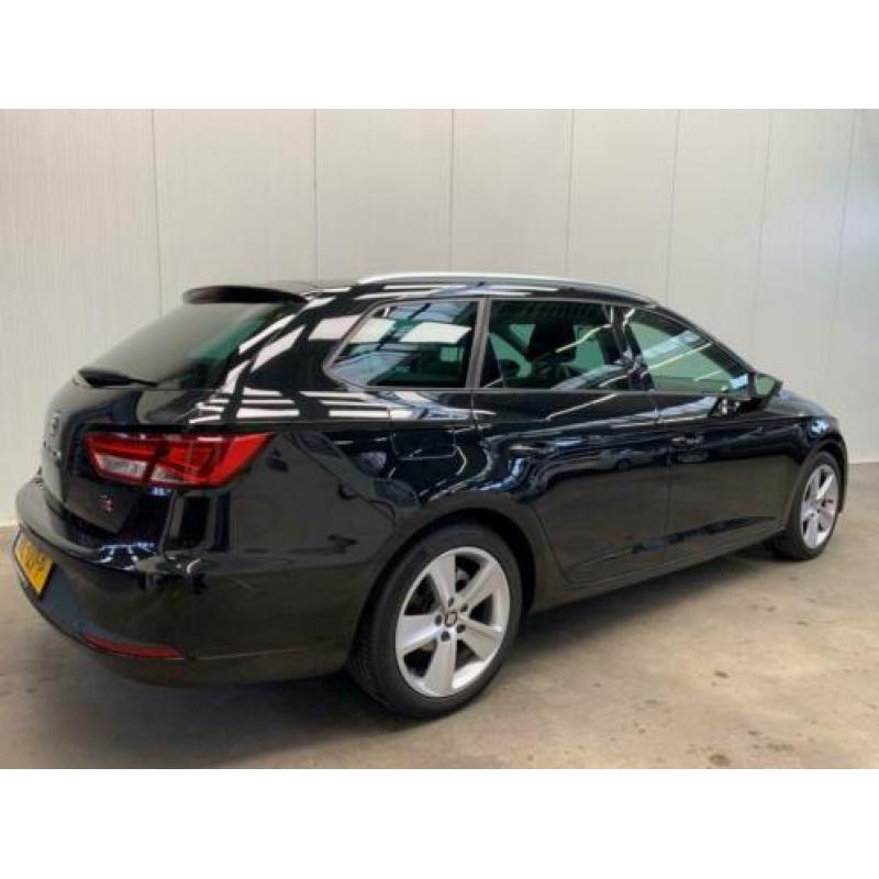 Seat Leon ST 1.4 150PK TSI FR Connect NAVI-LEDER-PANODAK-LMV