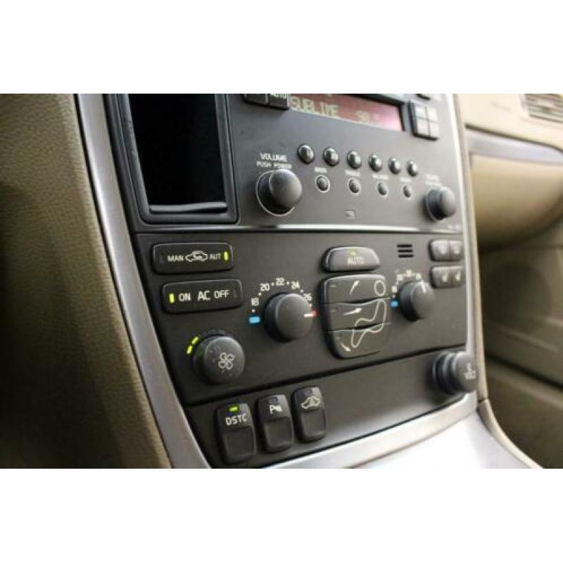 Volvo V70 2.4 Edition II Leer PDC Clima (bj 2006)
