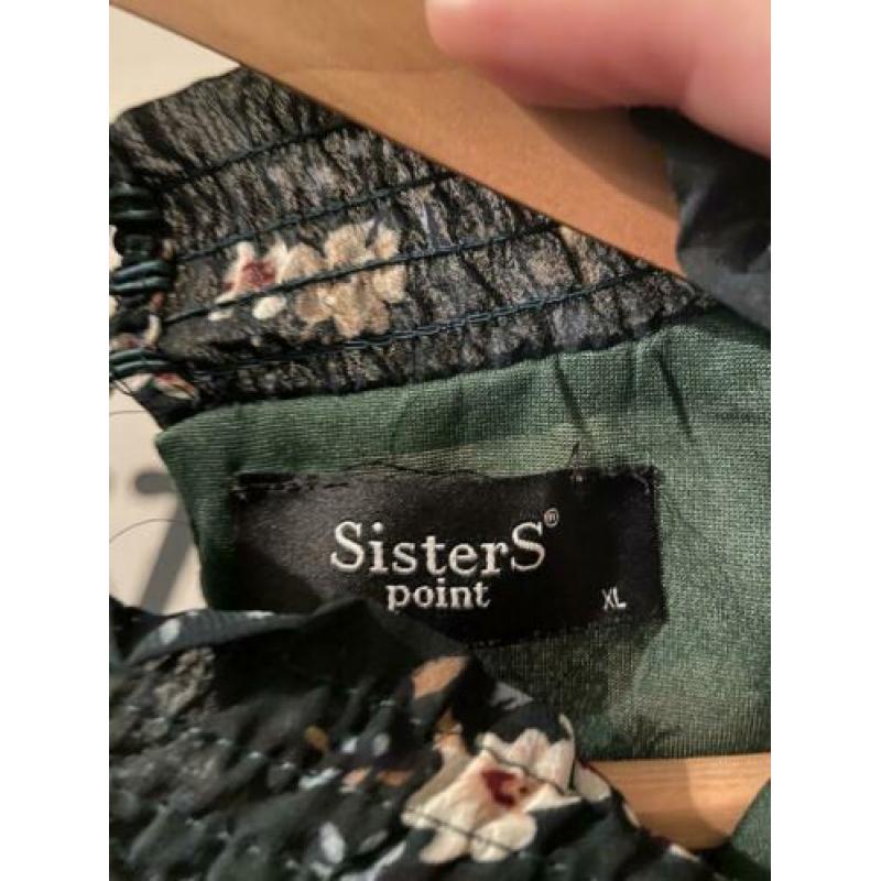 Groene jurk | Sisters point | zo goed als nieuw | maat XL?