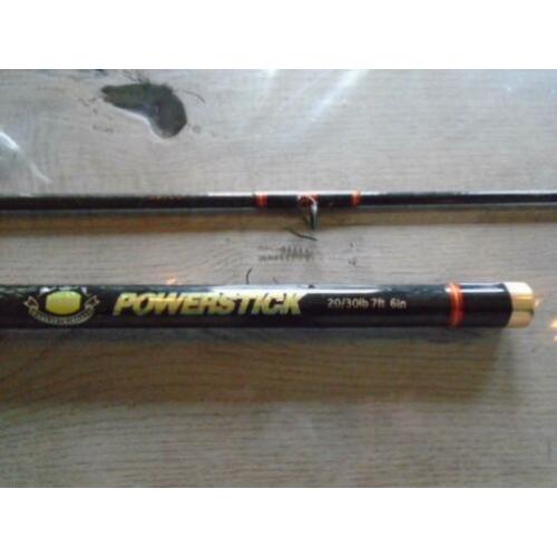 Penn Powerstick 20/30 Lb + Okuma Titus T 20 Big game set.