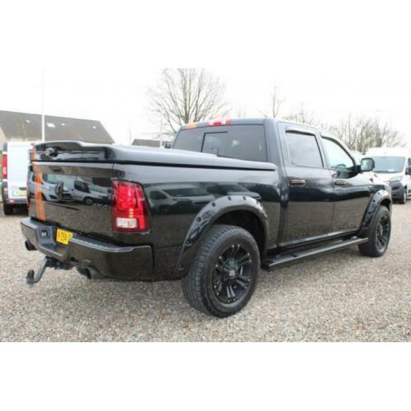 Dodge Ram 1500 5.7 V8 Crew Cab 400PK van Leersum Edition Ful