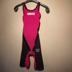 Arena carbon flex VX rood. Gebruikte staat