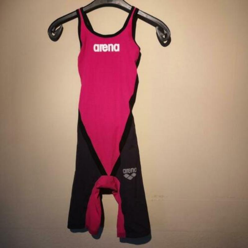Arena carbon flex VX rood. Gebruikte staat