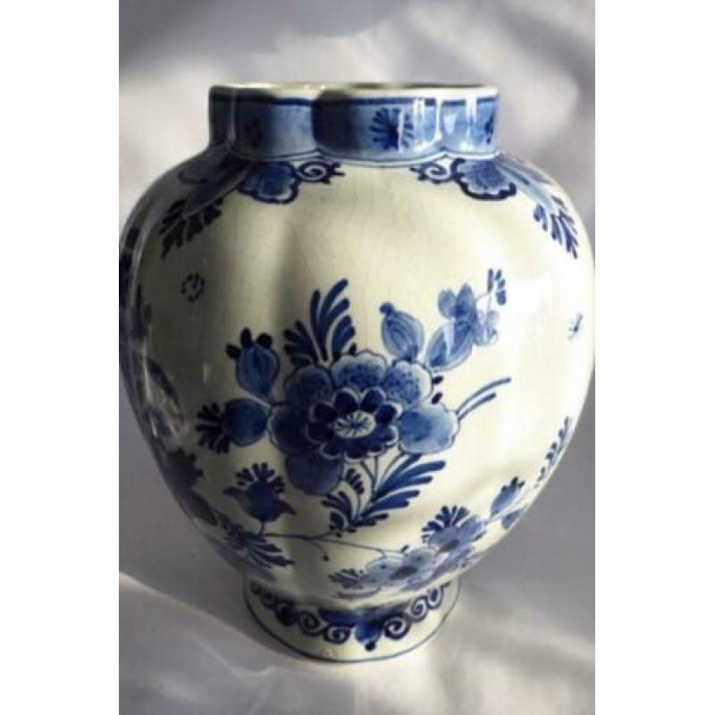 Porceleyne fles-Delfts blauw gelobde vaas -Eugène Roggeveen