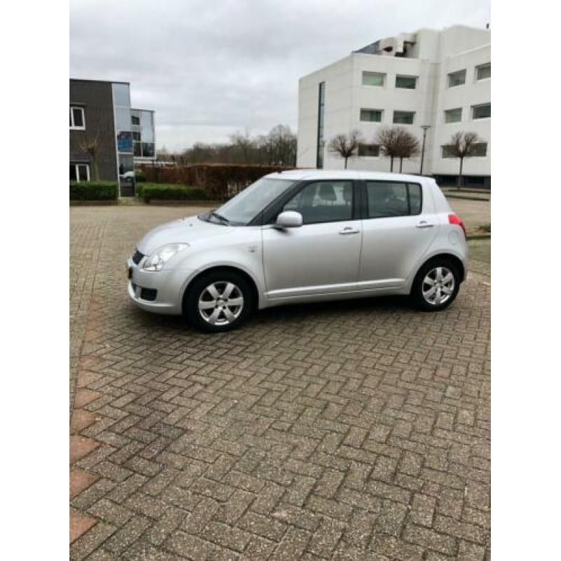 Suzuki Swift 1.3 D 5D 2008 Grijs
