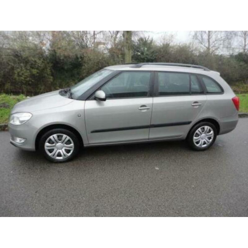 Skoda Fabia Combi 1.2 TSI Elegance/AUTOMAAT NAVIGATIE/CLIMA/