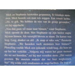 jeugd: Kippenvel, Het Horrorhuis, R. L. Stine