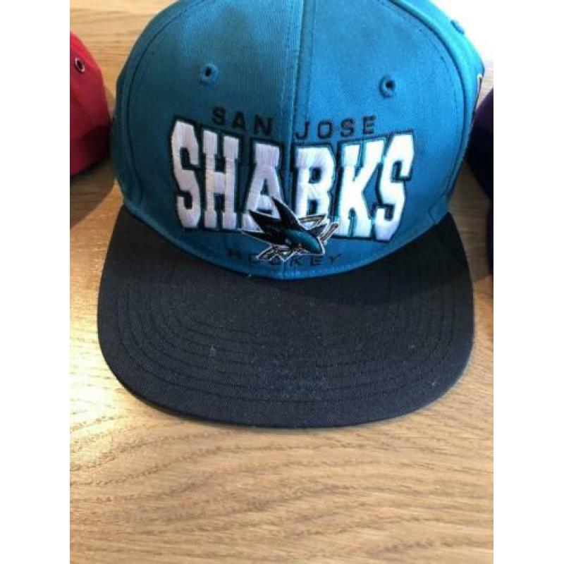 Diversen petten o.a. HUF-NY-LA Lakers