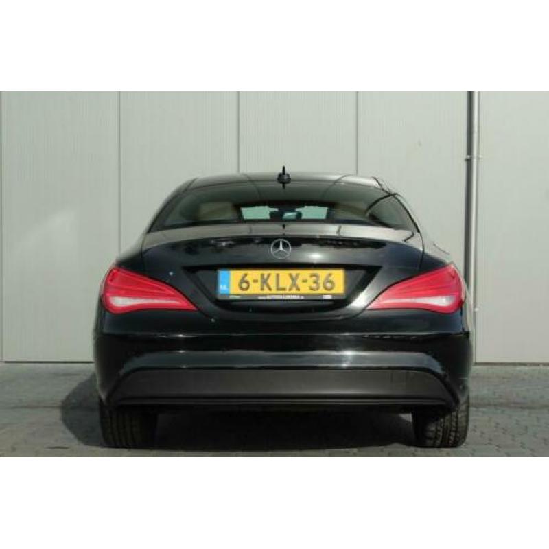 Mercedes CLA-klasse 200 Prestige | Xenon | Leer | PDC |